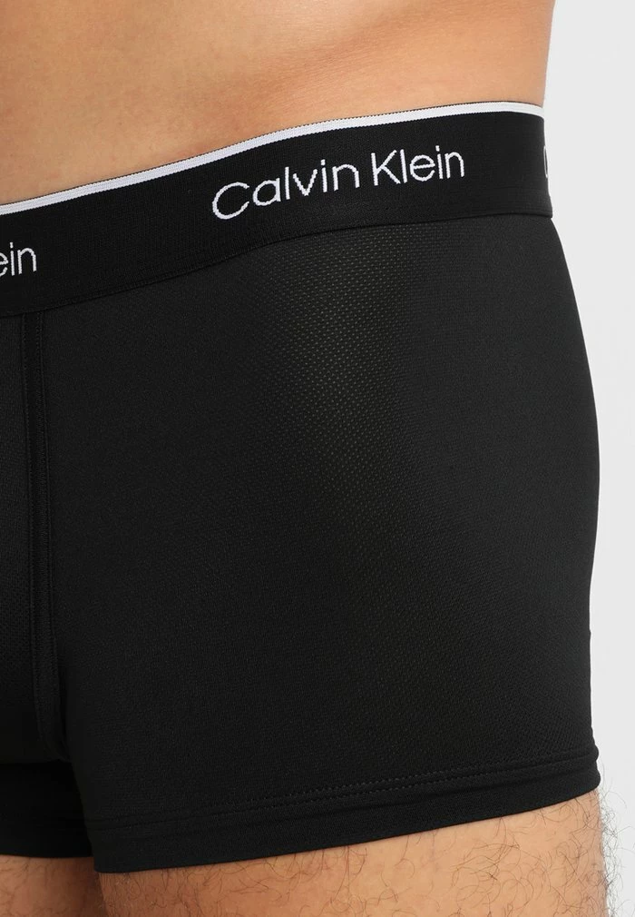 Calvin Klein Underwear LOW RISE TRUNK 2PK - Pants - Black - Image 5