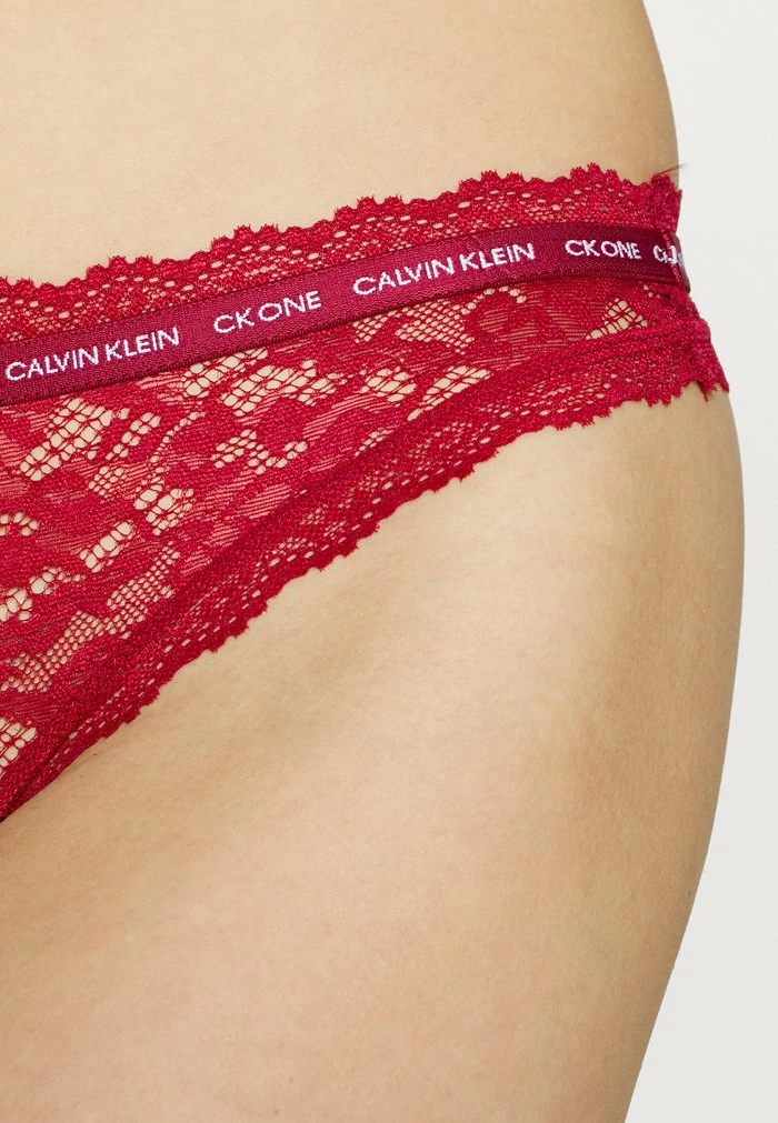 Calvin Klein Underwear Thong - Red Carpet - Image 5