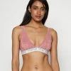 Calvin Klein Underwear UNLINED TRIANGLE - Bustier - Faded Red Grape